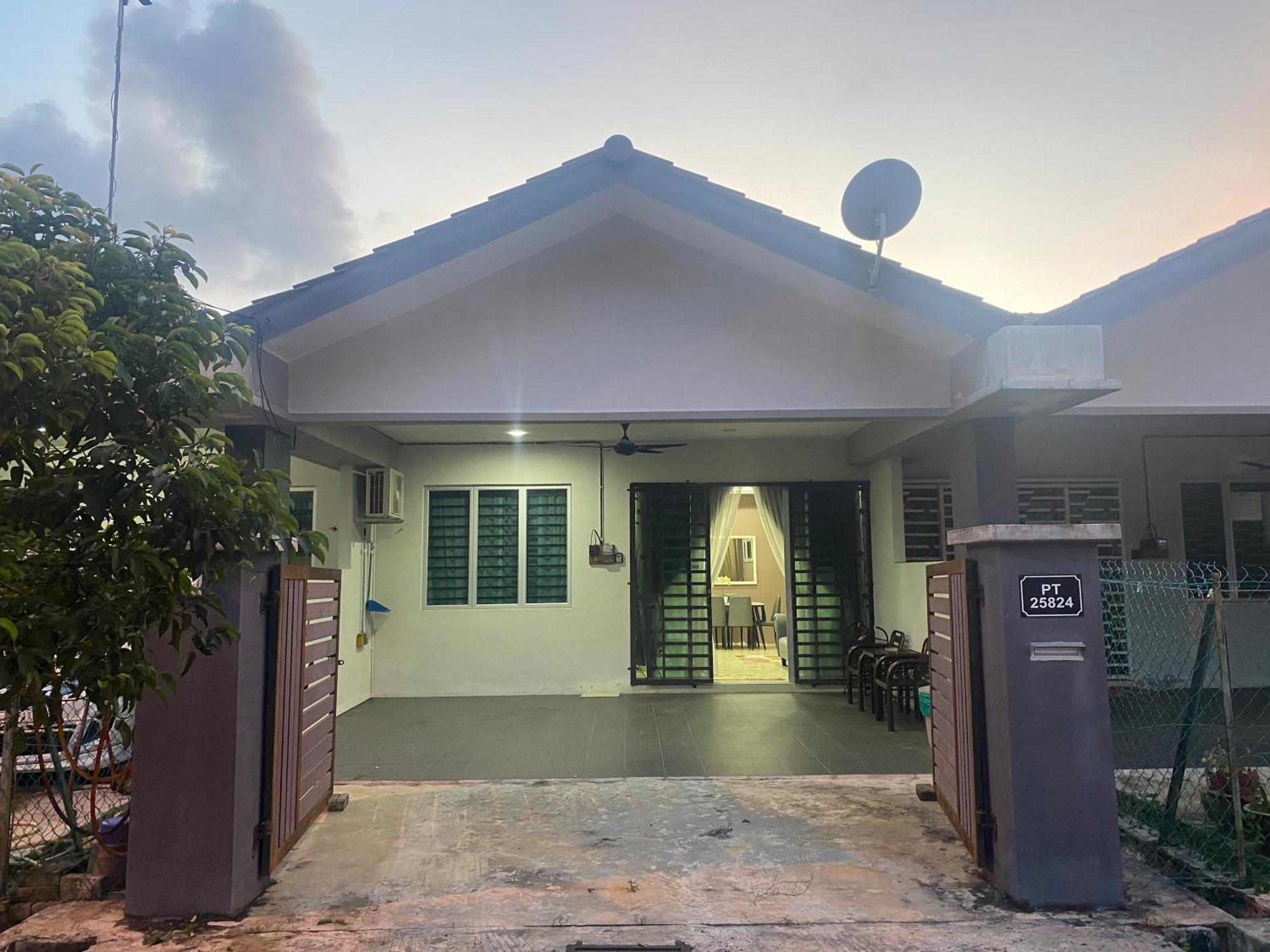 Ss De' Kelulut Homestay Marang Exterior photo